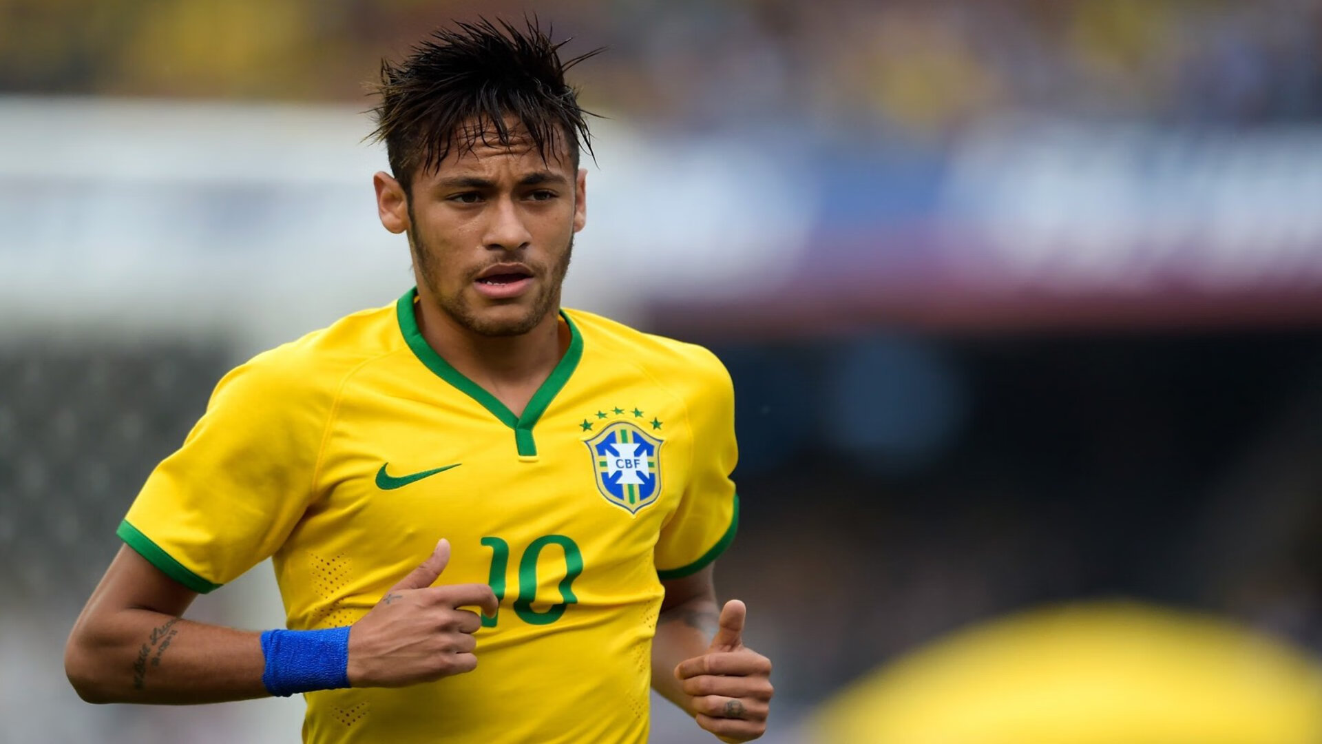 赛前热身：运动员的专业准备过程揭秘，运动员做哪些赛前准备